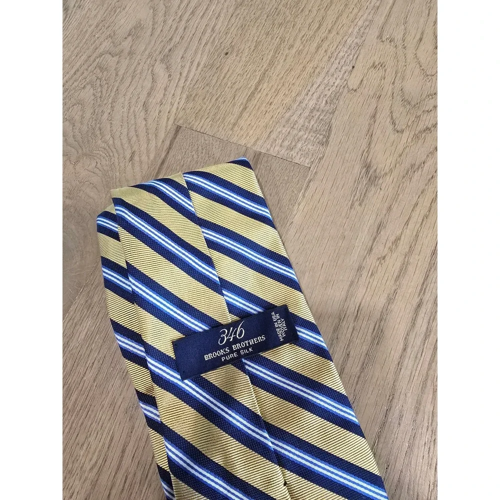 Brooks Brothers 346 Pure Silk Necktie Gold Blue Striped‎ Business Casual